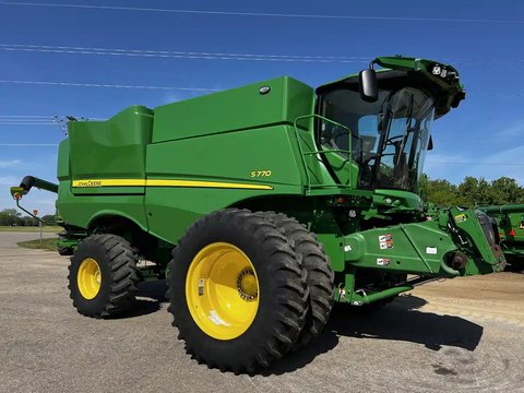 Main image for Used 2022 John Deere S770 Combine