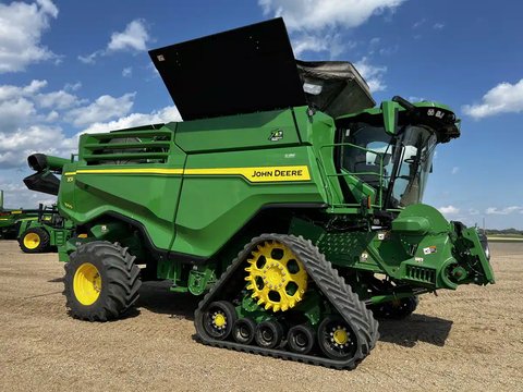 Main image for Used 2022 John Deere X9 1000 Combine
