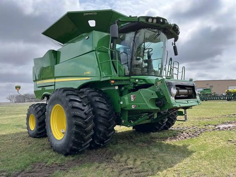 Main image for Used 2024 John Deere S780 Combine