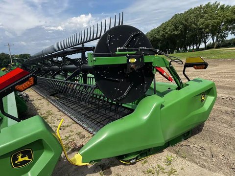 Main image for Used 2024 John Deere RD40F Header - Flex
