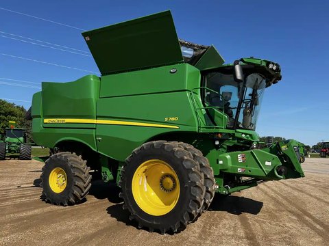 Main image for Used 2023 John Deere S780 Combine