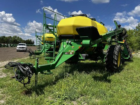 Main image for Used 2014 John Deere 1890 Air Drill