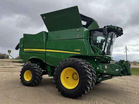Main image for Used 2022 John Deere S780 Combine