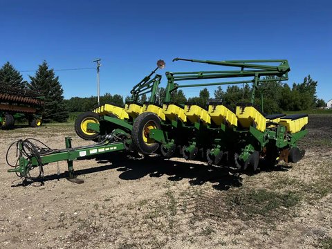 Main image for Used Sorenson 2422 Planter