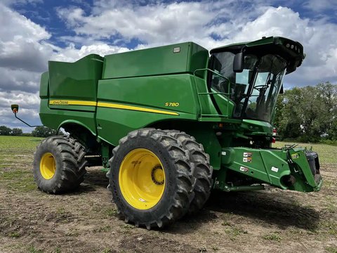 Main image for Used 2021 John Deere S780 Combine