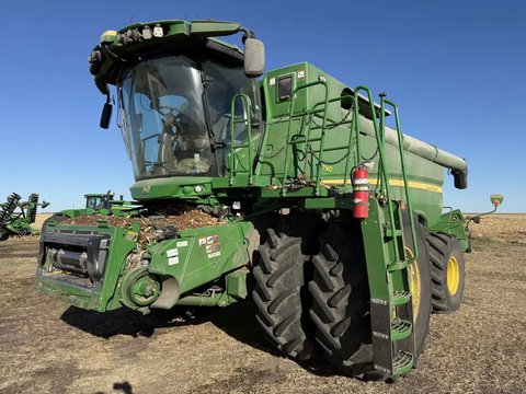 Main image for 2024 John Deere S790 Combine