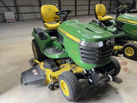 Main image for 2020 John Deere X754 Lawn Tractor