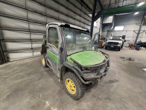 Main image for 2019 John Deere XUV 835M Utility Vehicle
