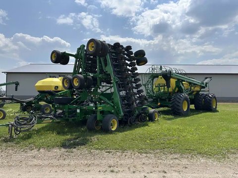 Main image for Used 2022 John Deere N560 Air Drill