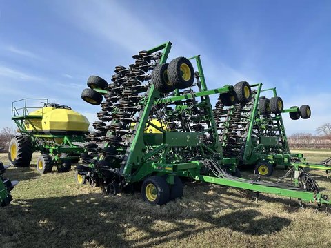 Main image for Used 2016 John Deere 1890 Air Drill