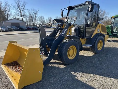 Main image for New John Deere 204 G Tractor Loader
