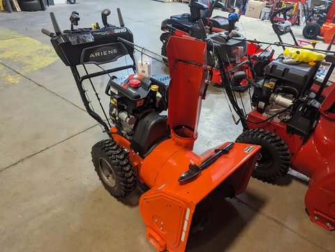 Main image for Used 2019 Ariens 921053 Platinum 24 SHO EFI Snow Blower