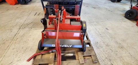 Main image for Used 2022 Gravely 32" Dethatcher 885917 Attachment