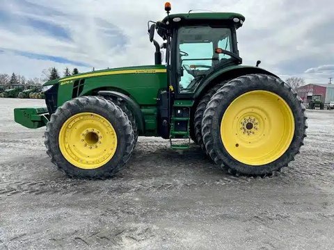 Main image for Used 2015 John Deere 8270R Tractor