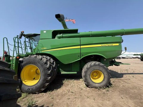 Main image for Used 2018 John Deere S780 Combine