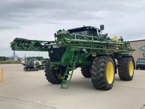 Main image for Used 2016 John Deere R4045 Sprayer - Self Propelled