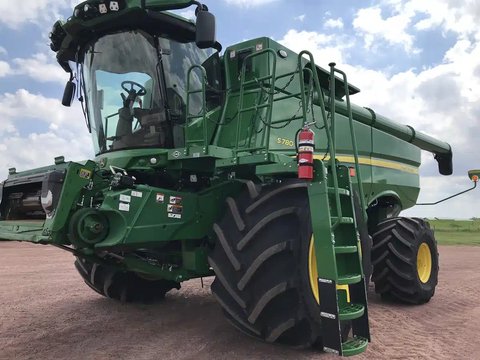 Main image for Used 2024 John Deere S780 Combine