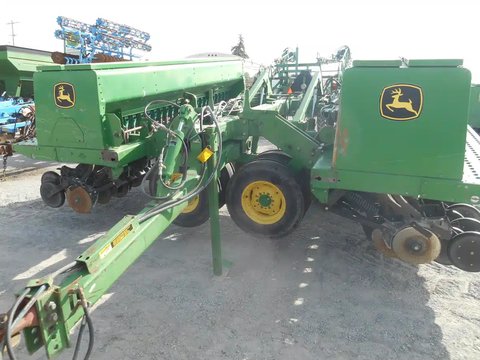 Main image for Used 1993 John Deere 455 Drill