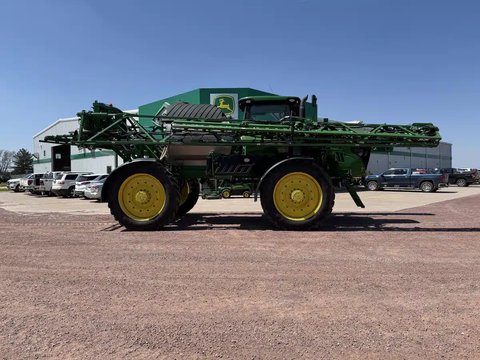 Main image for Used 2018 John Deere R4045 Sprayer - Self Propelled