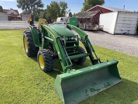 Main image for Used 2004 John Deere 4720 Tractor