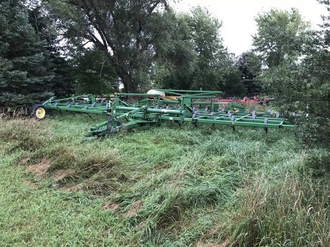 Main image for Used 2009 John Deere 2210 Cultivator