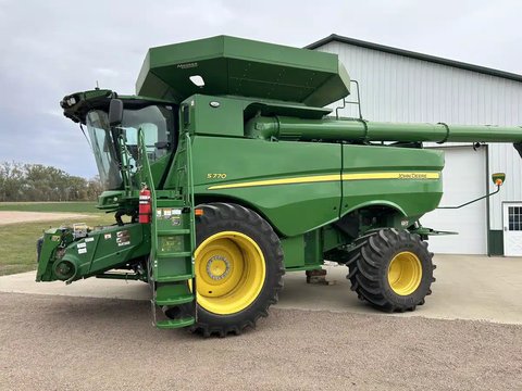 Main image for Used 2023 John Deere S770 Combine
