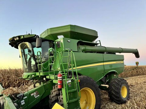 Main image for Used 2024 John Deere S770 Combine