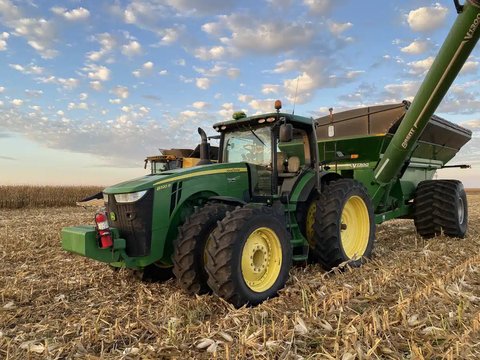 Main image for Used 2014 John Deere 8320R Tractor