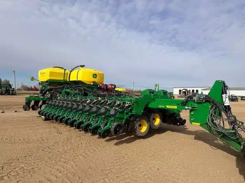 Main image for Used 2024 John Deere DB60 Planter