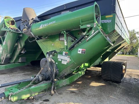 Main image for Used 2022 Brent 2096 Grain Cart