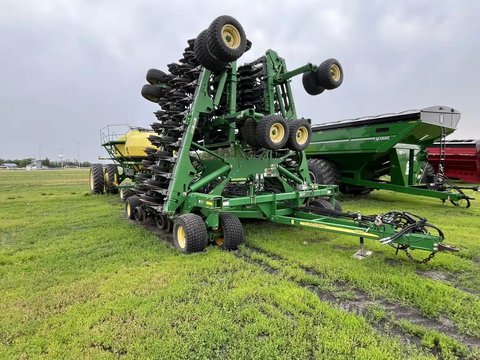 Main image for Used 2012 John Deere 1890 Air Drill