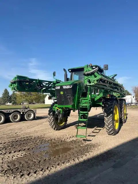 Main image for Used 2016 John Deere R4038 Sprayer - Self Propelled