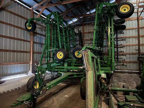 Main image for 2017 John Deere 2230FH Cultivator