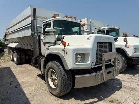 Main image for Used 1997 Mack Bulk Box Mounted To Mack Truck Potato Equipment