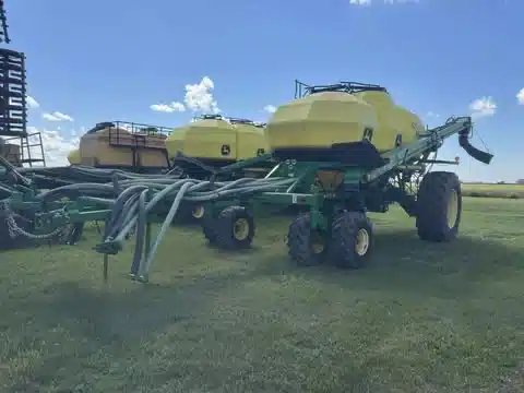 Main image for Used 2011 John Deere 1910 Air Cart