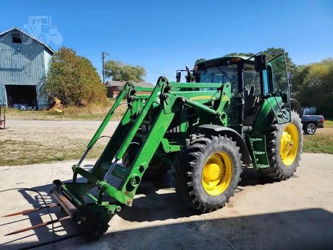 Main image for Used 2007 John Deere 7330 Tractor