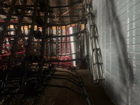 Main image for Case IH Tiger-Mate 200 Cultivator