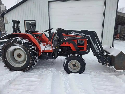 Main image for 2005 Agco GT55 Tractor