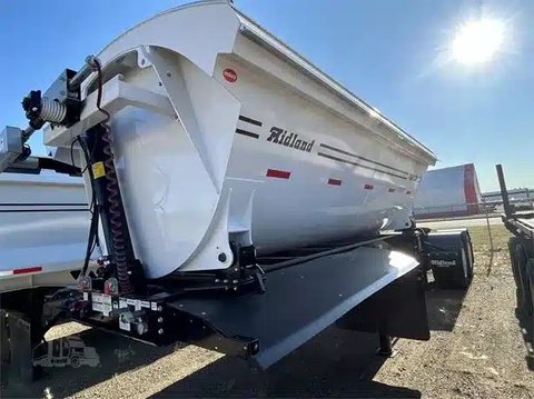Main image for New 2024 Midland TW2500 Trailer - Dump