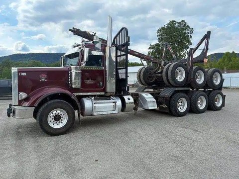 Main image for Used 2023 Peterbilt 367 Semi-Truck