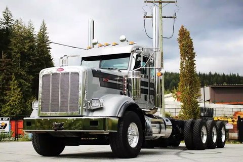 Main image for Used 2022 Peterbilt 367H Semi-Truck