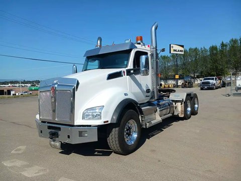 Main image for Used 2023 Kenworth T880 Semi-Truck