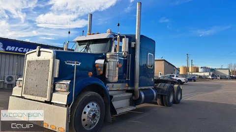 Main image for Used 2001 Kenworth W900B Semi-Truck
