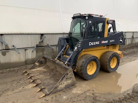 Main image for Used 2021 John Deere 324G Skid Steer