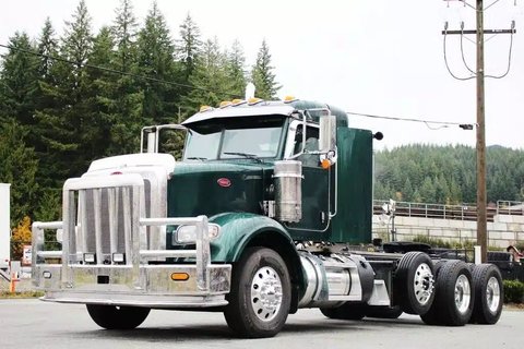 Main image for Used 2022 Peterbilt 367 Semi-Truck