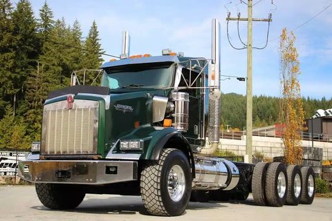 Main image for Used 2019 Kenworth T800 TRI DRIVE Truck - Dump