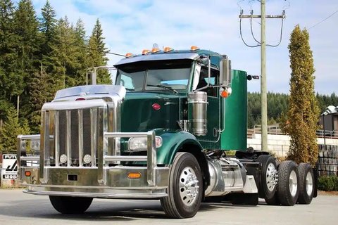 Main image for Used 2022 Peterbilt 367 Semi-Truck