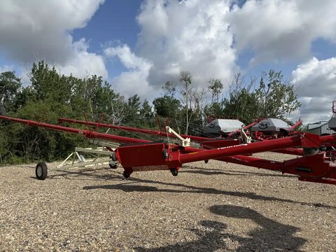 Main image for New 2025 Farm King Y1070TMR Auger