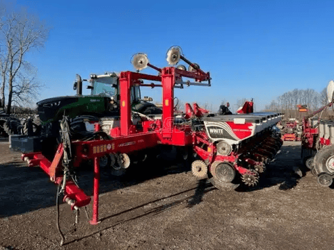 Main image for Used 2017 White 9186 Planter