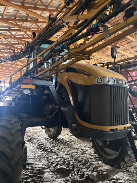 Main image for Used 2014 RoGator RG700 Sprayer - Self Propelled